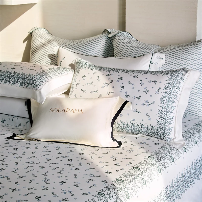 ملابس داخلية من سيفتانيا ليوسي - مراجعة Silk Pillowcase Set وسعره
